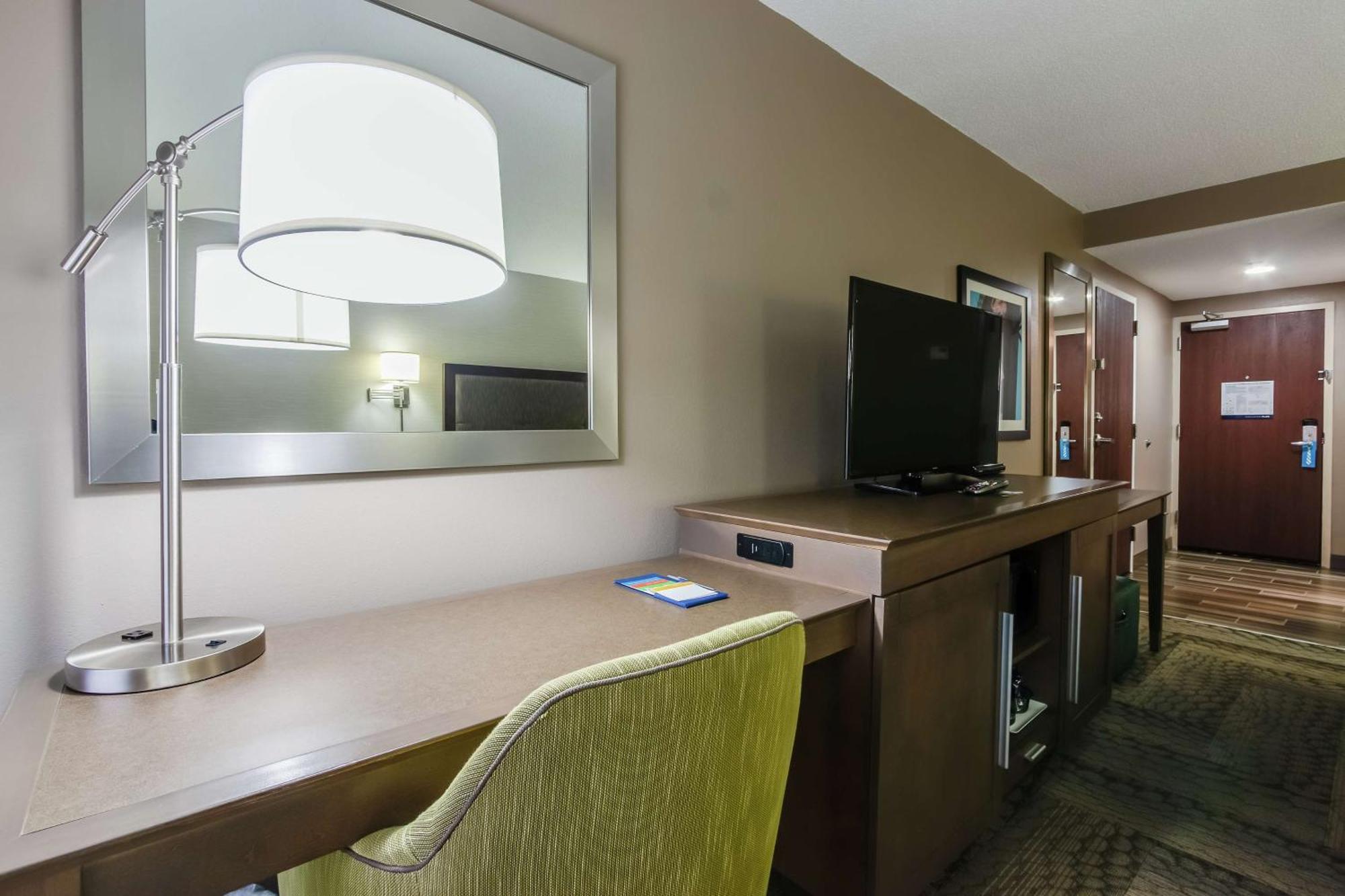 Hampton Inn Dickson Eksteriør billede