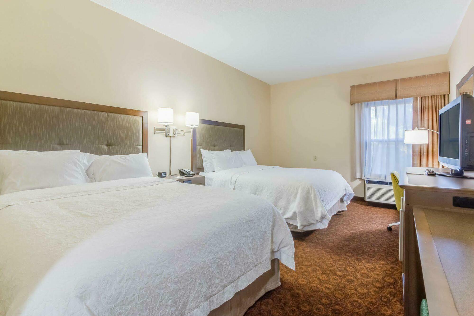 Hampton Inn Dickson Eksteriør billede